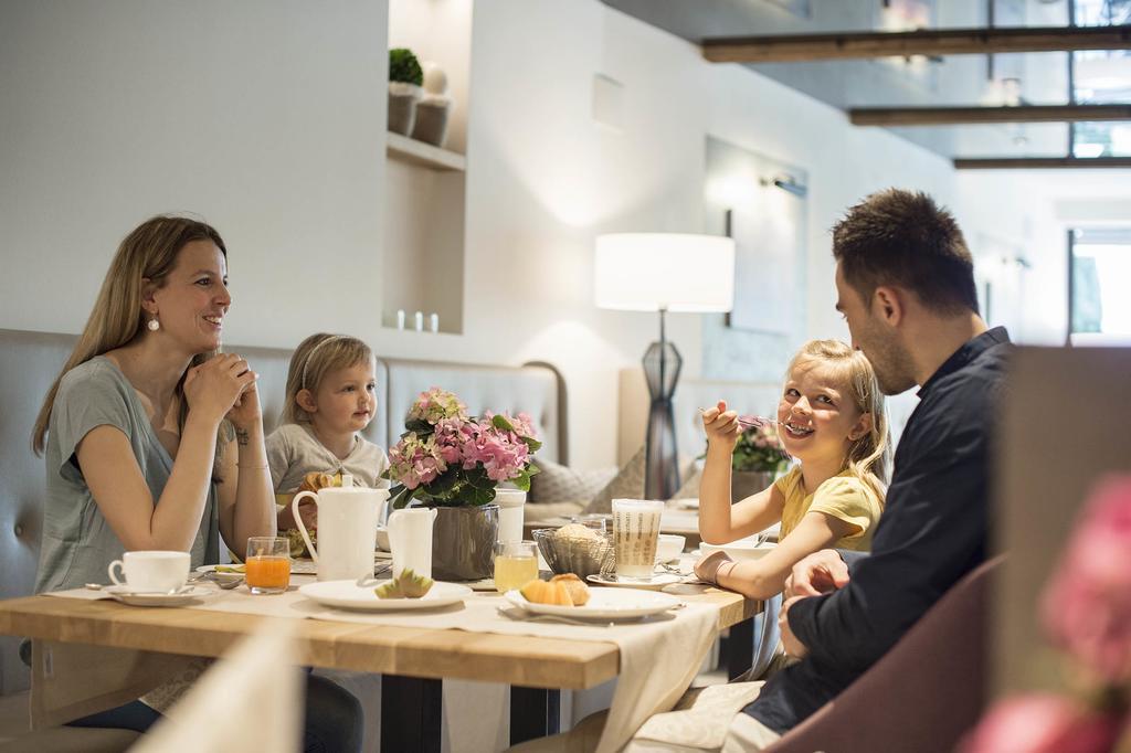 Das Grafenstein Familienresidence Cermes Esterno foto